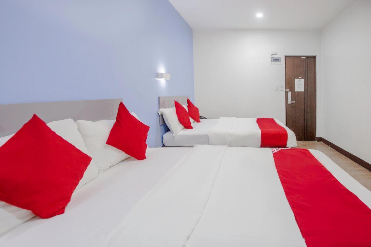 Oyo 637 Fox Hotel Quezon City Εξωτερικό φωτογραφία