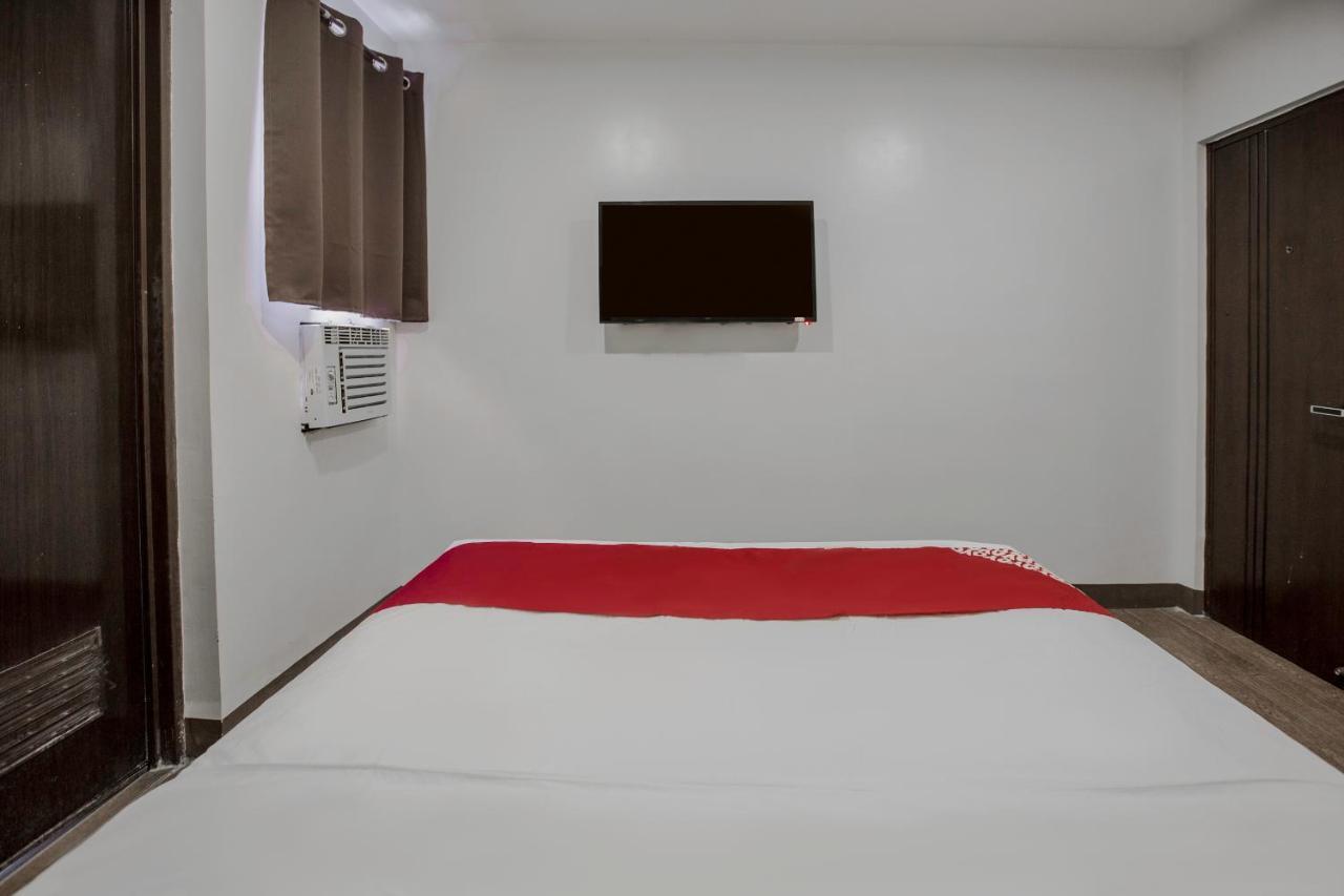 Oyo 637 Fox Hotel Quezon City Εξωτερικό φωτογραφία