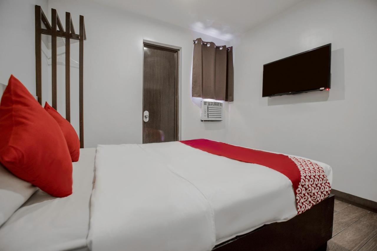 Oyo 637 Fox Hotel Quezon City Εξωτερικό φωτογραφία