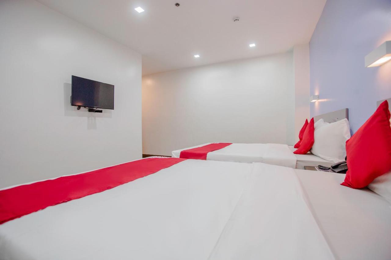 Oyo 637 Fox Hotel Quezon City Εξωτερικό φωτογραφία