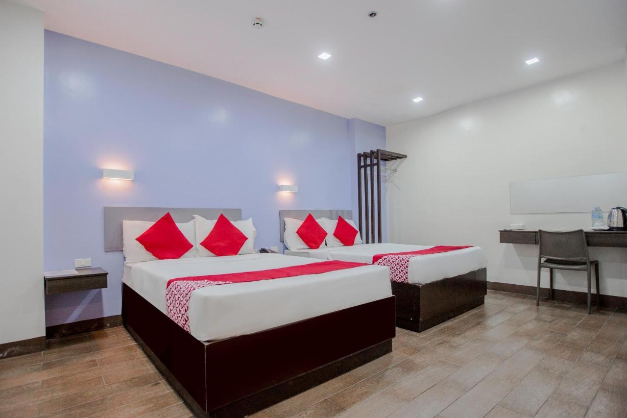 Oyo 637 Fox Hotel Quezon City Εξωτερικό φωτογραφία